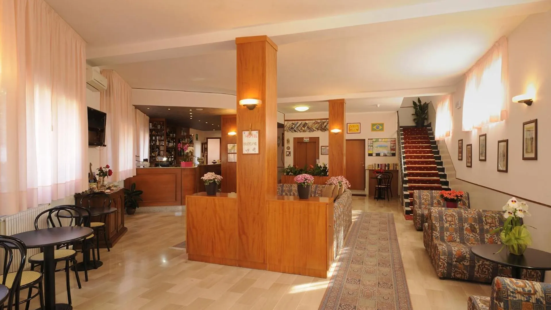 Hotel Tritone Laigueglia 3*,  Italy