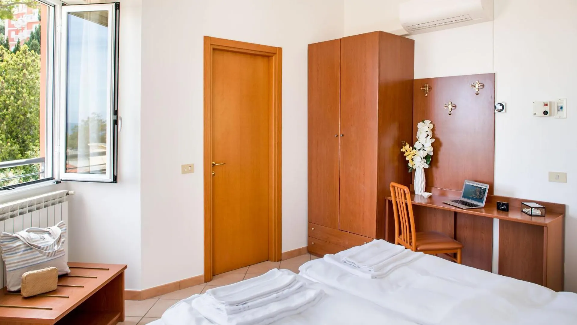 Hotel Tritone Laigueglia