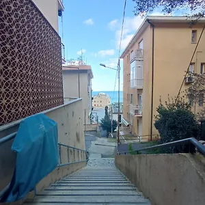 Appartamento Via Dei Glicini, Laigueglia